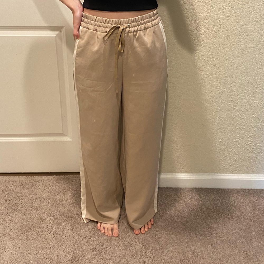 GU pant , soft and silky